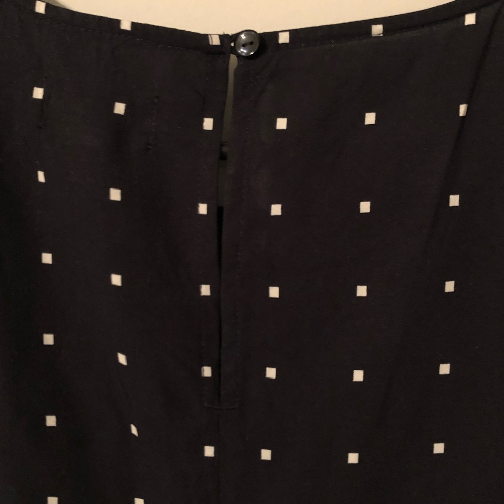Old Navy Short Sleeved Black Dress - Picture 6 of 6